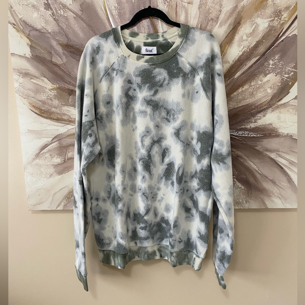 FEAT NWT BlanketBlend Crewneck Sweatshirt